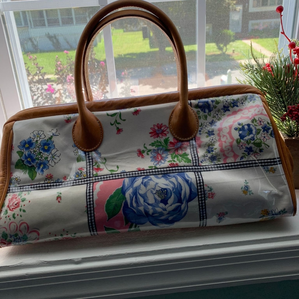 New, never used Clever Carriage handbag